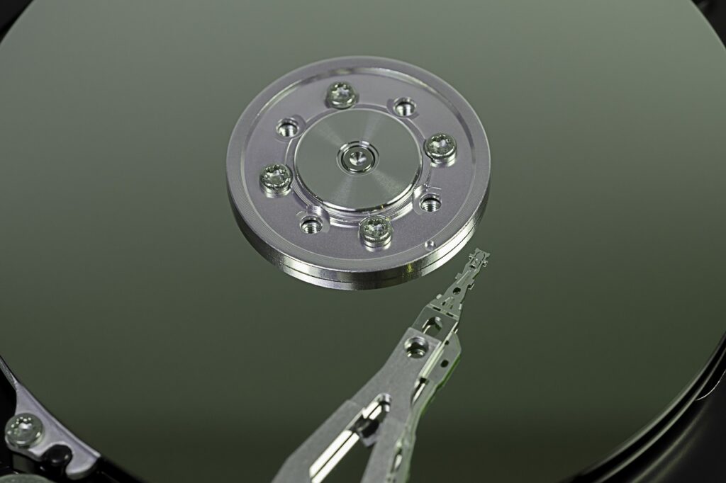 hard drive, detail, reading head-656124.jpg